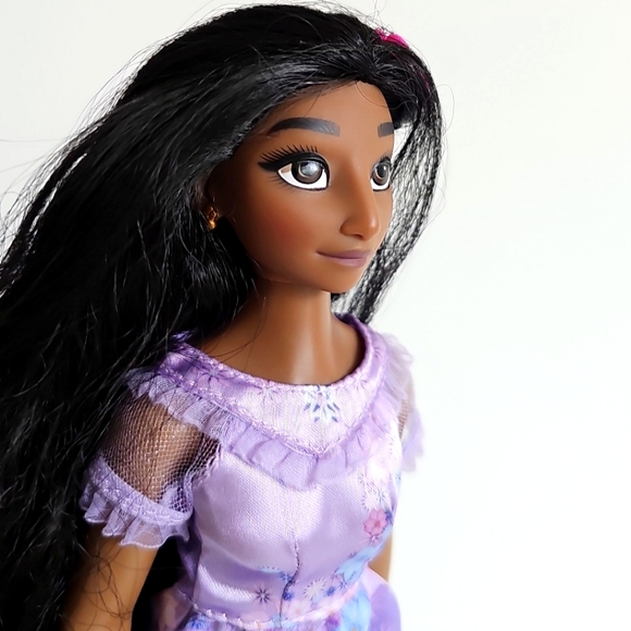 Disney Encanto Beautiful Isabela Madrigal 11" Fashion Doll Magical Floral Dress - Picture 8 of 13